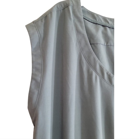 Prana Norma Dress Stretch Blend V-neck SPF Pockets Medium Smoky Blue Athleisure - Picture 3 of 8